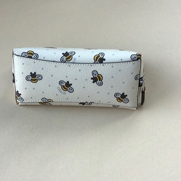 NWT Coach Cosmetic Case - Picture 3 of 4